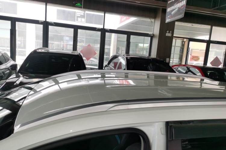 Used AION Y 2023 Plus 510 Enjoy Edition Roof
