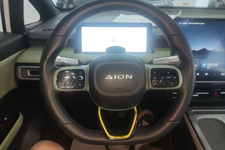 Used AION Y 2023 Plus 510 Tech Edition Steering Wheel