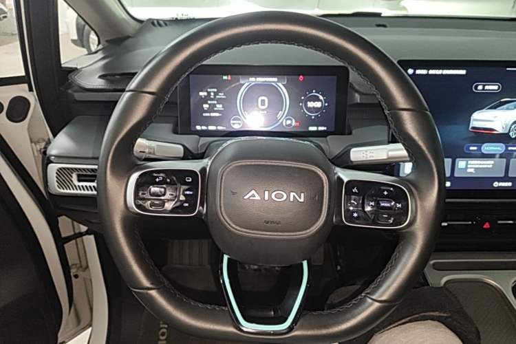 Used AION Y 2023 Plus 610 Enjoyment Edition Ternary Lithium Steering Wheel