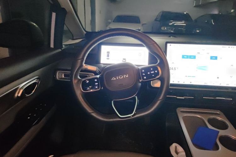 Used AION Y 2023 Younger Steering Wheel