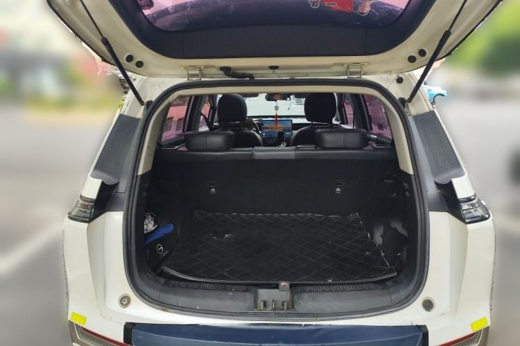 Used AION Y 2023 Plus 510 Smart Edition Trunk