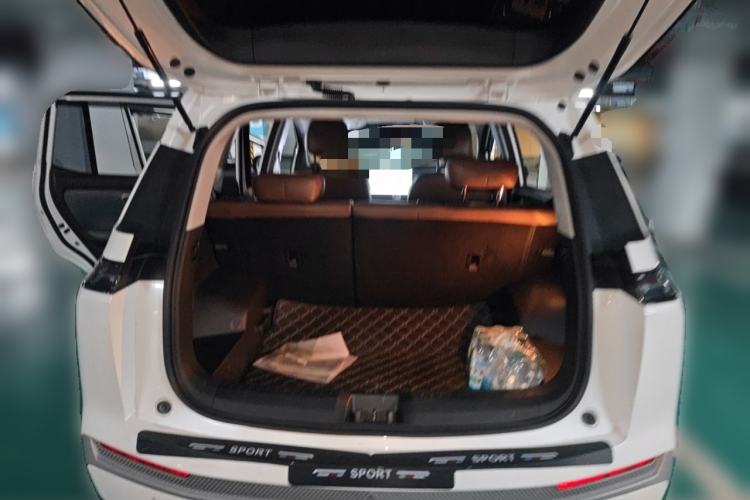 Used AION Y 2023 Plus 510 Enjoy Edition Trunk