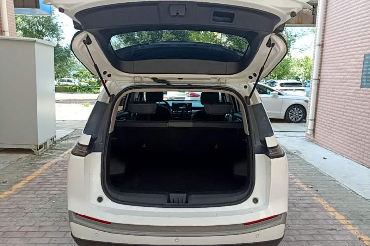 Used AION Y 2023 Plus 510 Enjoy Edition Trunk