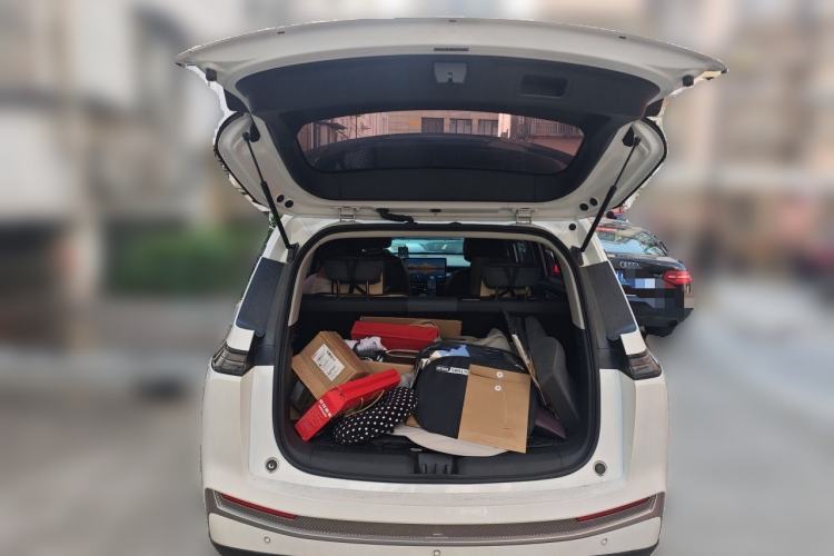 Used AION Y 2023 Plus 510 Enjoy Edition Trunk