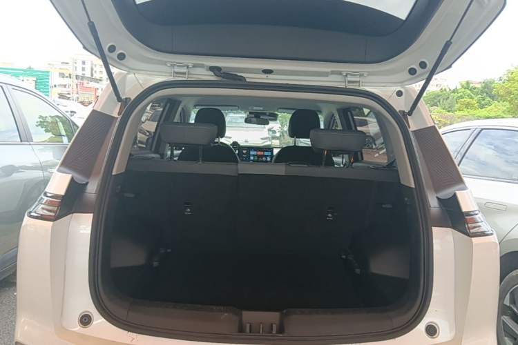 Used AION Y 2023 Plus 610 Enjoy Edition Trunk