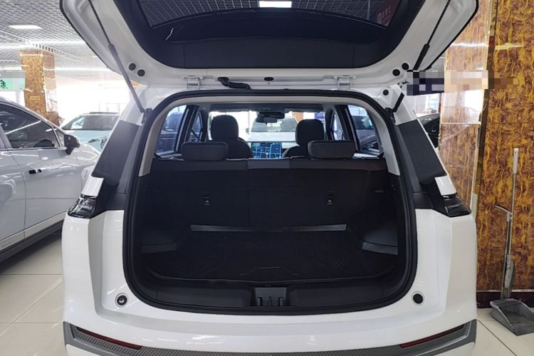 Used AION Y 2023 Plus 510 Enjoy Edition Trunk