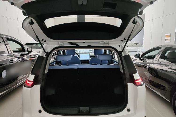 Used AION Y 2023 Plus 510 Enjoy Edition Trunk