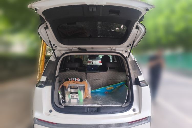Used AION Y 2023 Plus 510 Smart Edition Trunk