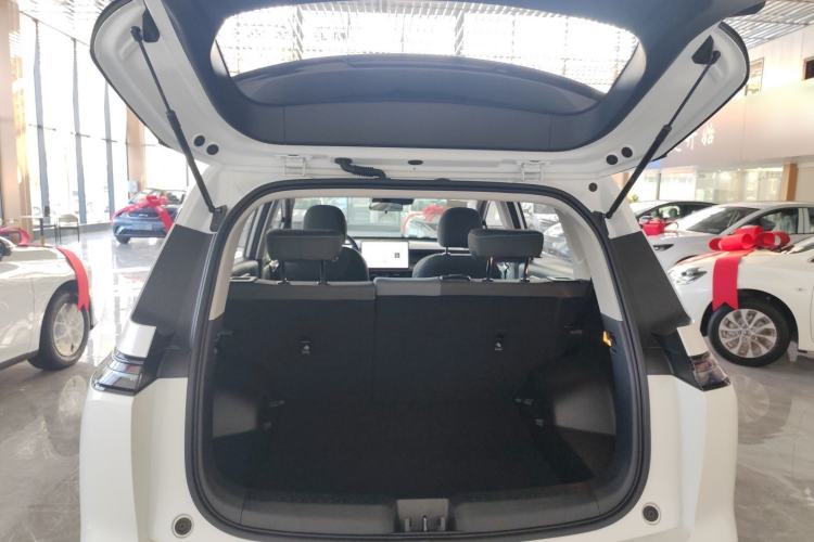 Used AION Y 2023 Plus 510 Enjoy Edition Trunk