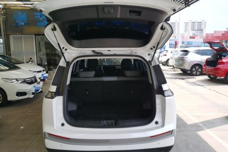 Used AION Y 2023 Plus 510 Enjoy Edition Trunk