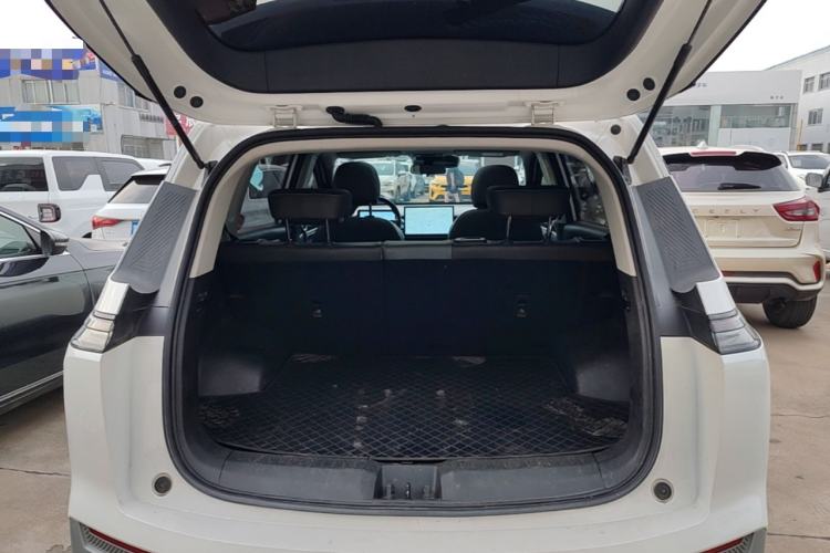 Used AION Y 2023 Plus 510 Smart Edition Trunk