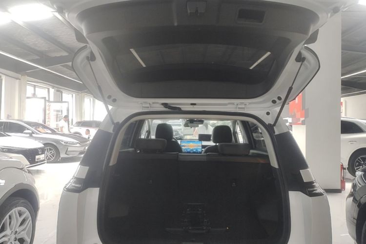 Used AION Y 2023 Plus 510 Smart Edition Trunk