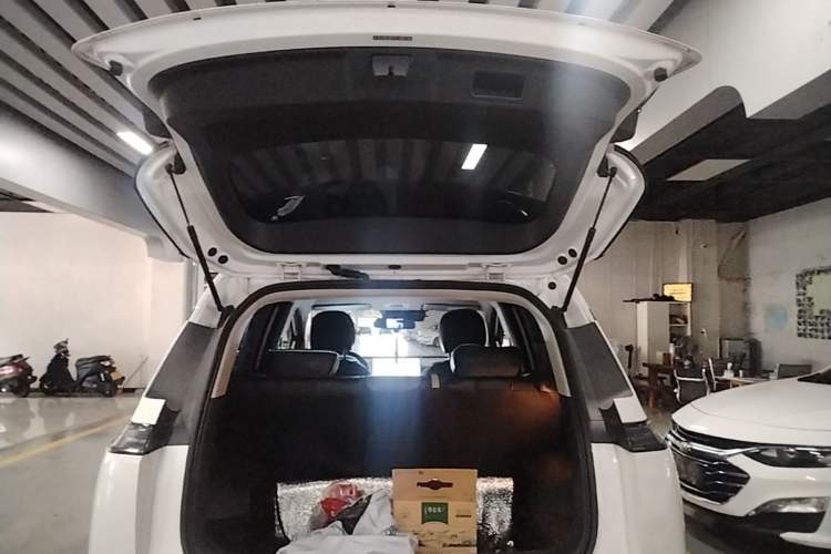 Used AION Y 2023 Plus 510 Enjoy Edition Trunk