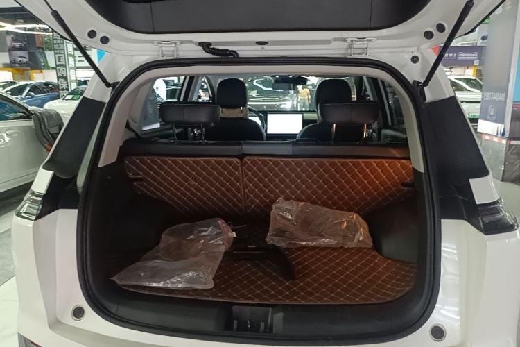 Used AION Y 2023 Plus 510 Smart Edition Trunk