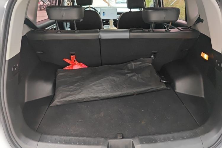 Used AION Y 2023 Plus 510 Smart Edition Trunk