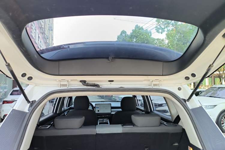 Used AION Y 2023 Plus 510 Enjoy Edition Trunk