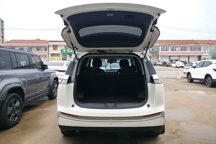 Used AION Y 2023 Plus 510 Enjoy Edition Trunk