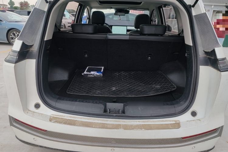 Used AION Y 2023 Plus 510 Smart Edition Trunk