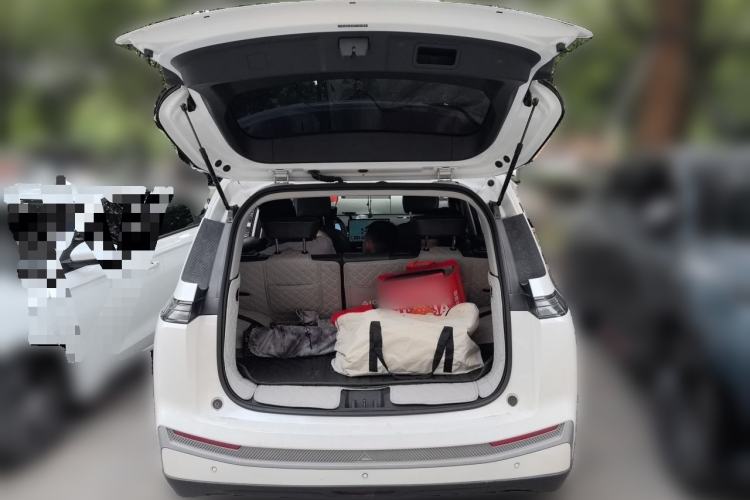 Used AION Y 2023 Plus 510 Smart Edition Trunk