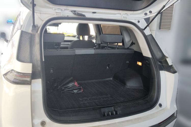 Used AION Y 2023 Plus 510 Enjoy Edition Trunk