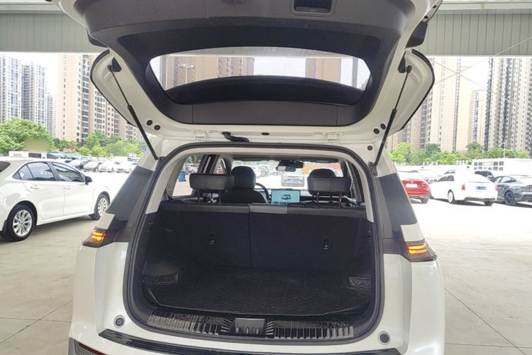 Used AION Y 2023 Plus 510 Smart Edition Trunk