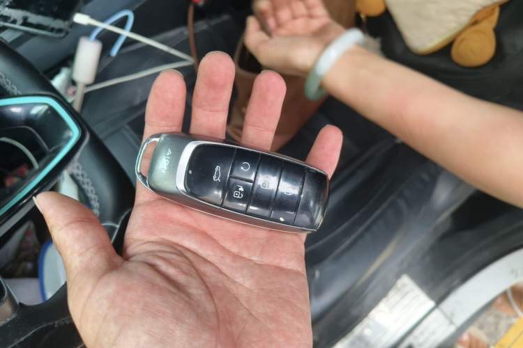 Used AION Y 2023 Plus 510 Smart Edition Vehicle Key