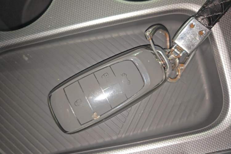 Used AION Y 2023 Plus 510 Tech Edition Vehicle Key