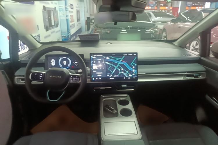 Used AION Y 2023 Plus 510 Enjoy Edition Center Console