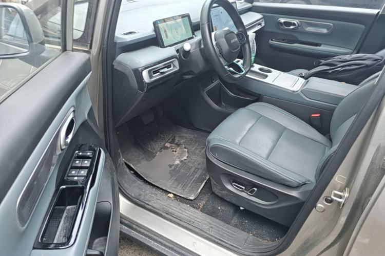 Used AION Y 2023 Plus 510 Smart Edition Driver Seat