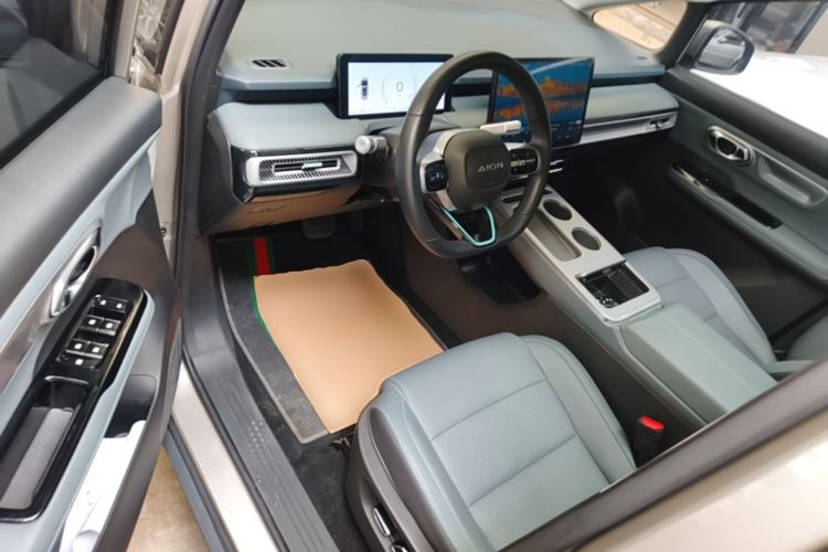 Used AION Y 2023 Younger Star Edition Driver Seat