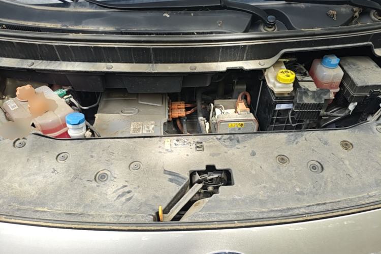 Used AION Y 2023 Plus 510 Smart Edition Engine Bay