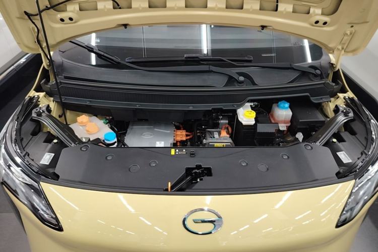 Used AION Y 2023 Plus 510 Tech Edition Engine Bay
