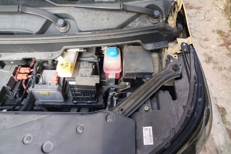 Used AION Y 2023 Plus 510 Tech Edition Engine Bay Left