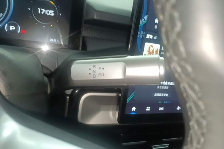 Used AION Y 2023 Plus 510 Enjoy Edition Gear Lever