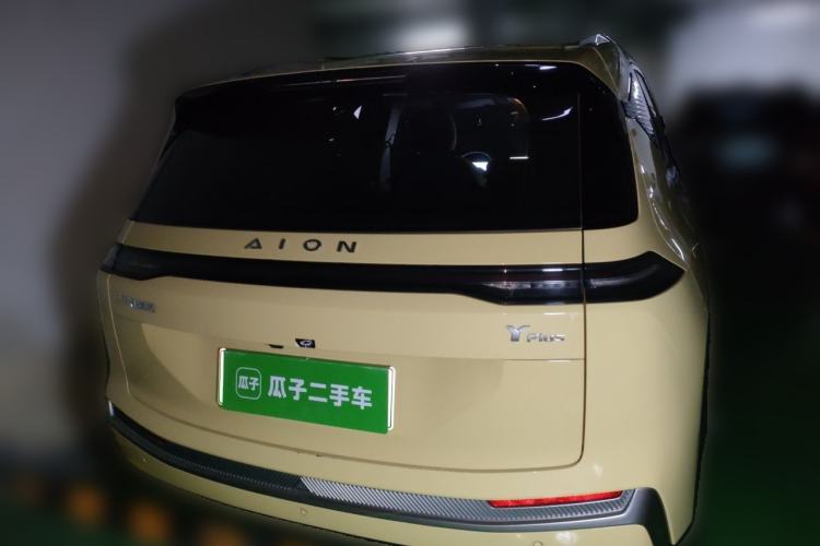 Used AION Y 2023 Younger Rear