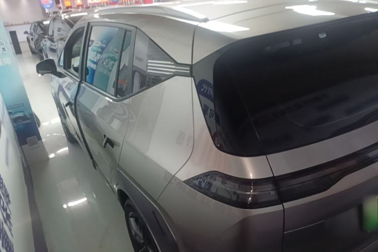 Used AION Y 2023 Plus 510 Enjoy Edition Rear Left 45 Deg