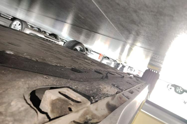 Used AION Y 2023 Plus 510 Tech Edition Right Side Sill