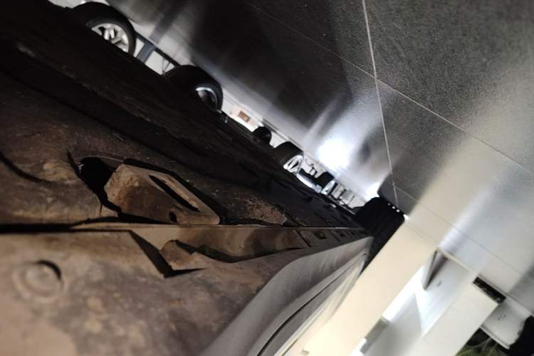 Used AION Y 2023 Plus 510 Tech Edition Right Side Sill