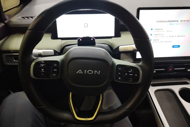 Used AION Y 2023 Plus 510 Tech Edition Steering Wheel