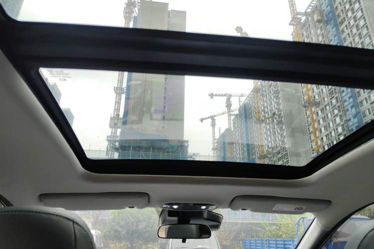 Used AION Y 2024 Plus 510 Intelligent Driving Version Headliner