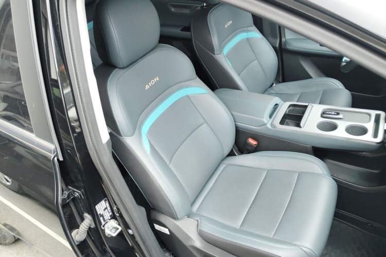 Used AION Y 2024 Plus 510 Intelligent Driving Version Right Front Seat