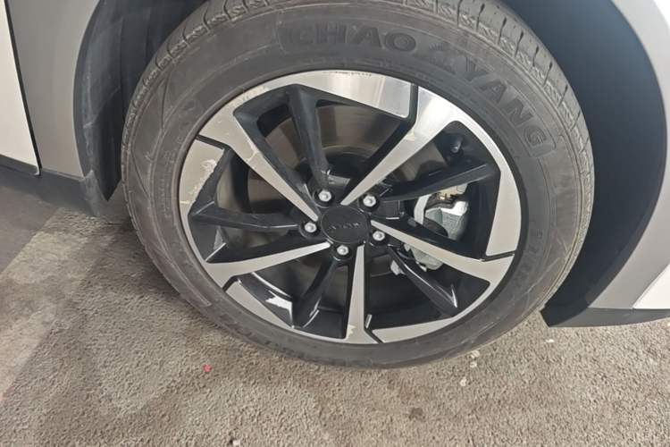Used AION Y 2024 Younger Star Edition Right Front Wheel Hub