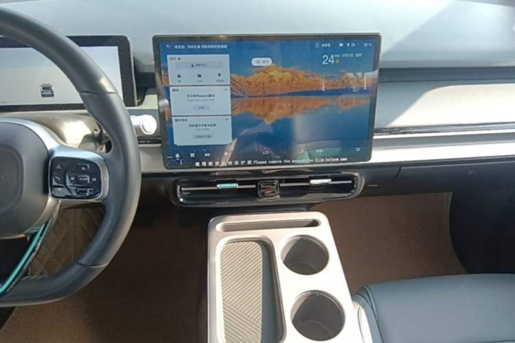 Used AION Y 2024 Plus 610 Intelligent Driving Version Audio And AC Panel