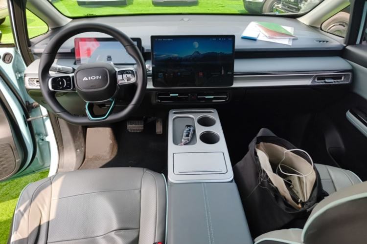 Used AION Y 2024 Younger Center Console