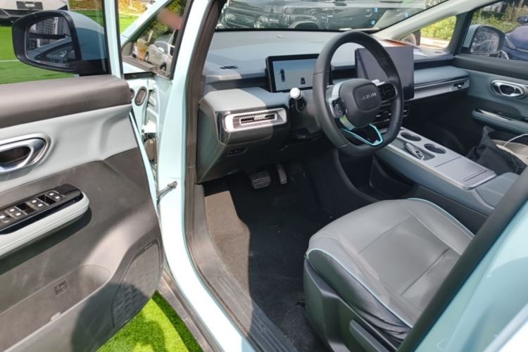 Used AION Y 2024 Younger Driver Seat