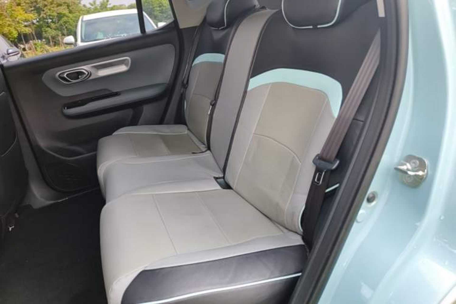 Used AION Y 2024 Younger Left Rear Seat