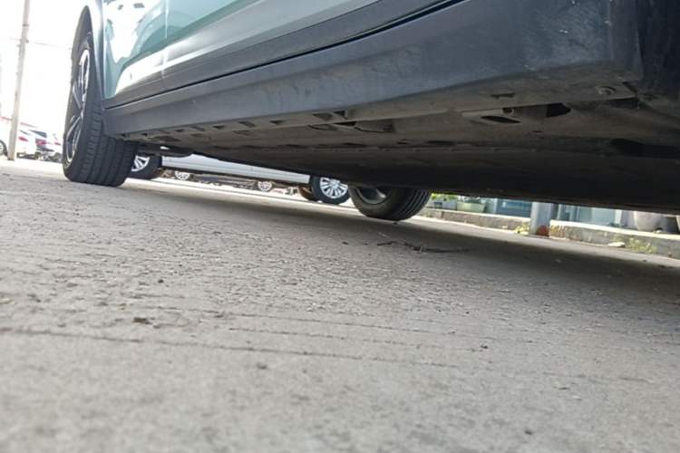 Used AION Y 2024 Plus 610 Intelligent Driving Version Right Side Sill
