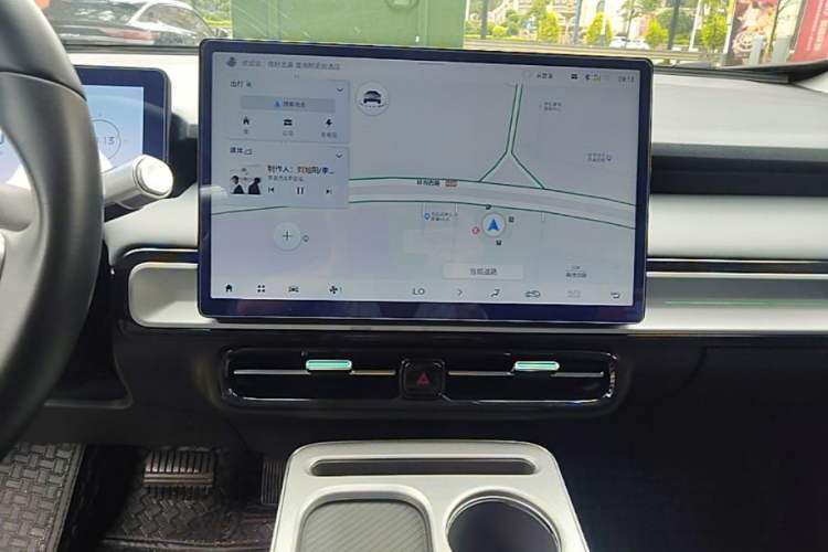 Used AION Y 2024 Plus 610 Intelligent Driving Version Audio And AC Panel
