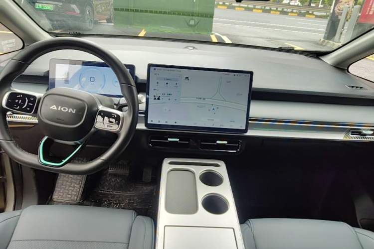 Used AION Y 2024 Plus 610 Intelligent Driving Version Center Console