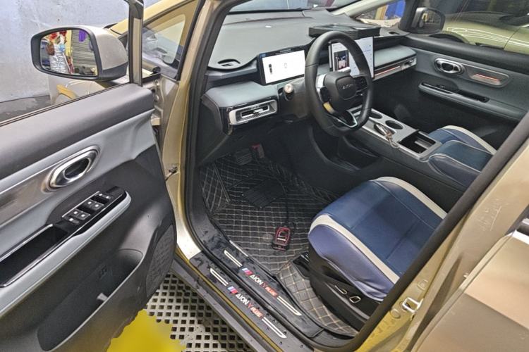 Used AION Y 2024 Plus 610 Intelligent Driving Version Driver Seat